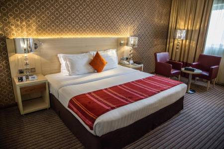 Saffron Boutique Hotel2