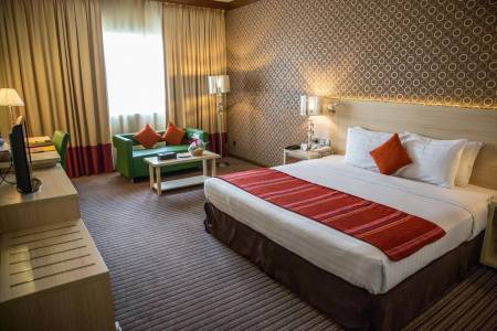 Saffron Boutique Hotel7